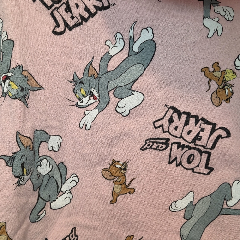 Tom and Jerry Pink Cropped Hoodie - Picture 7 of 10